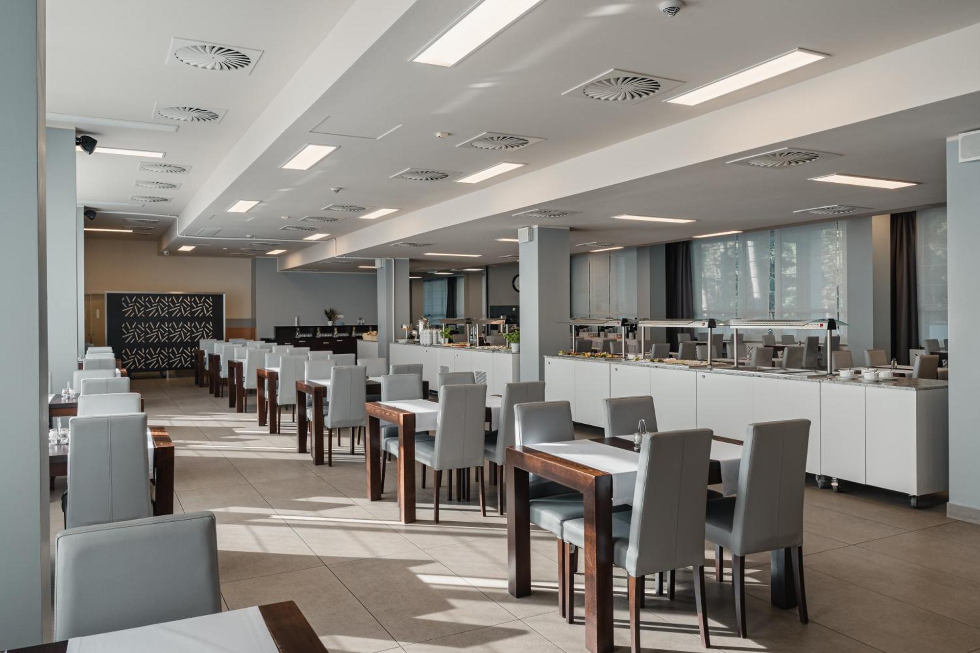 Osrodek Delfin Rewita Hotel Jurata Ngoại thất bức ảnh